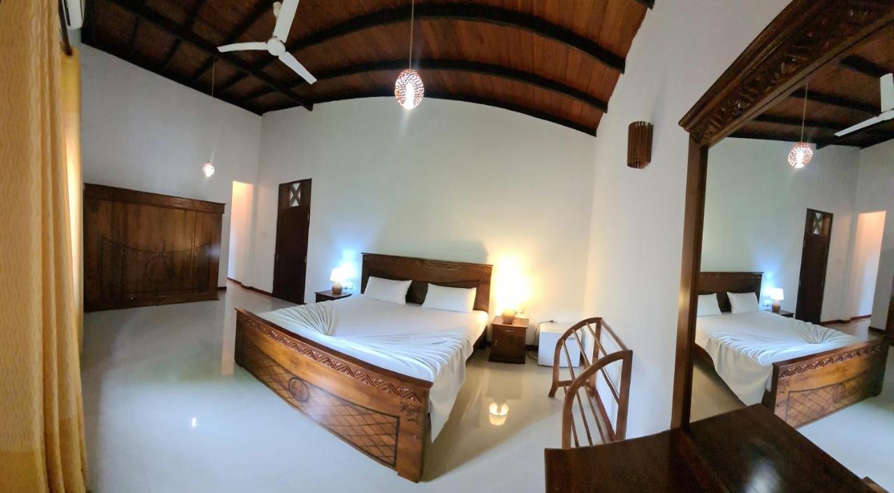 Eramudugaha Golden Relax Villa With Pool, Restaurant & European Service المظهر الخارجي الصورة