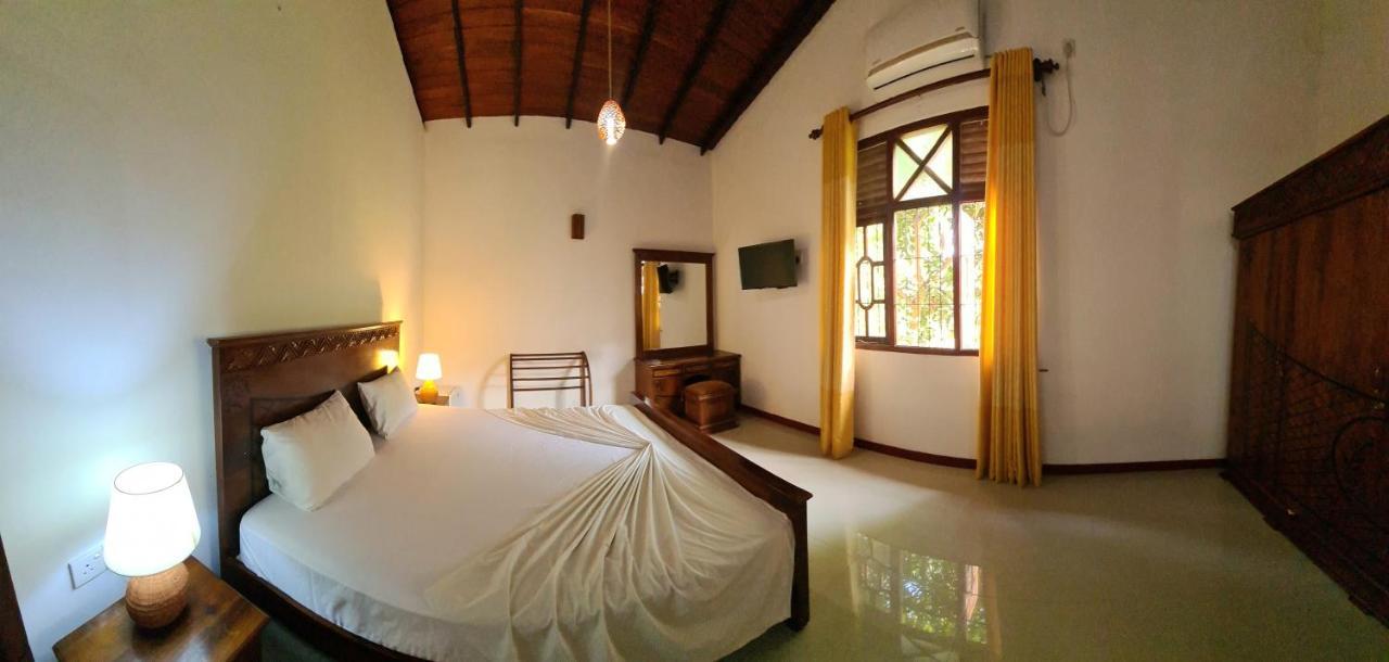 Eramudugaha Golden Relax Villa With Pool, Restaurant & European Service المظهر الخارجي الصورة